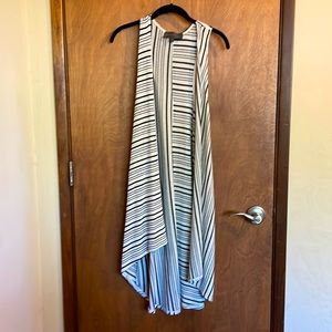 Sunday in Brooklyn Long Knit Sleeveless Vest. Size M.